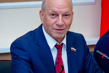Геннадий Аверьянов награжден Почетной грамотой Оренбургской области