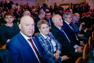 Будущие поколения должны знать правдивые уроки истории