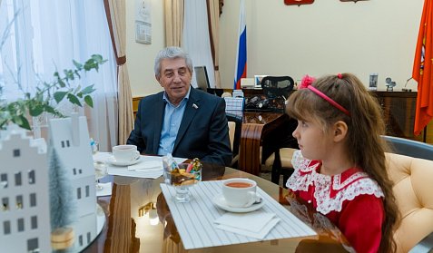 Коньки под «Елкой желаний»