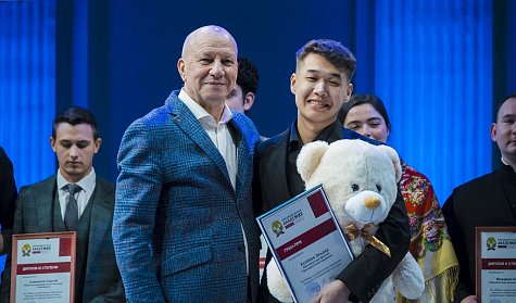 «Литературная гостиная» объединила молодежь Оренбуржья