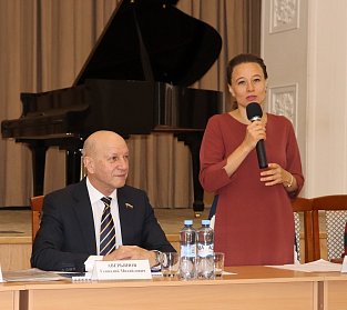 Геннадий Аверьянов: «В списке приоритетных задач по-прежнему остается обеспечение доступности культурных объектов»