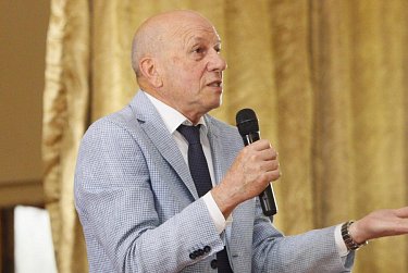 «Клевер» объединил молодежных активистов