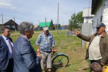 Александр Жарков отметил участие сельчан в проекте «Инициативное бюджетирование»