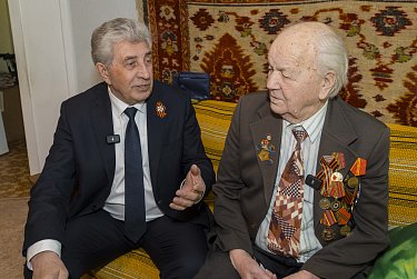 Легенда оренбургского машзавода готовится к Параду Победы
