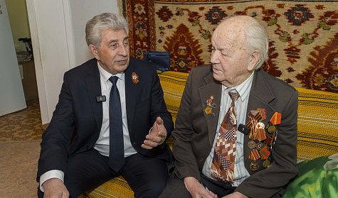 Легенда оренбургского машзавода готовится к Параду Победы