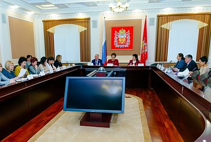 В центре внимания депутатов – проблемы многодетных семей